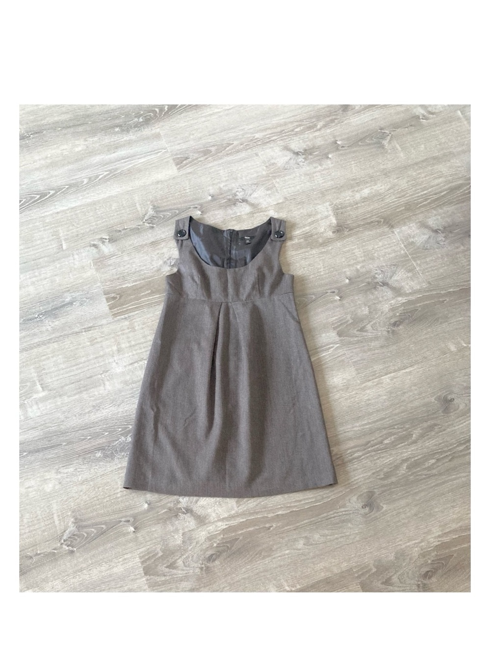 Scoopneck Shift Dress